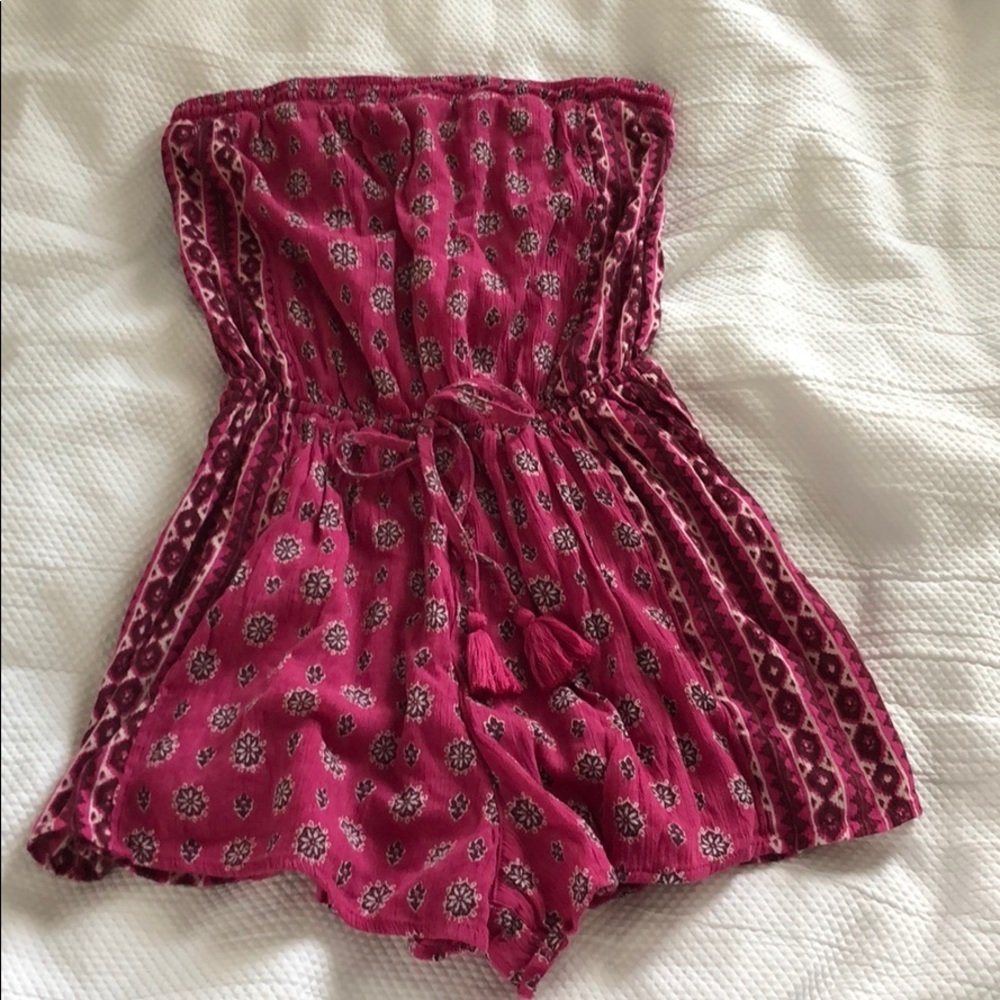 Hollister Strapless Printed Romper Sz Small